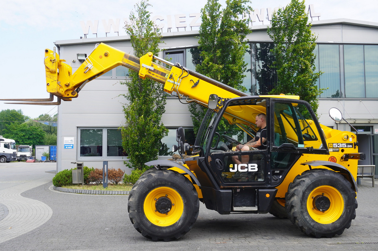 JCB 535-95 / 3.5 T / range 9.5 m / joystick / 2021 - Τηλεσκοπικός μπροστινός φορτωτής: φωτογραφία 2 JCB 535-95 / 3.5 T / range 9.5 m / joystick / 2021 - Τηλεσκοπικός μπροστινός φορτωτής: φωτογραφία 2