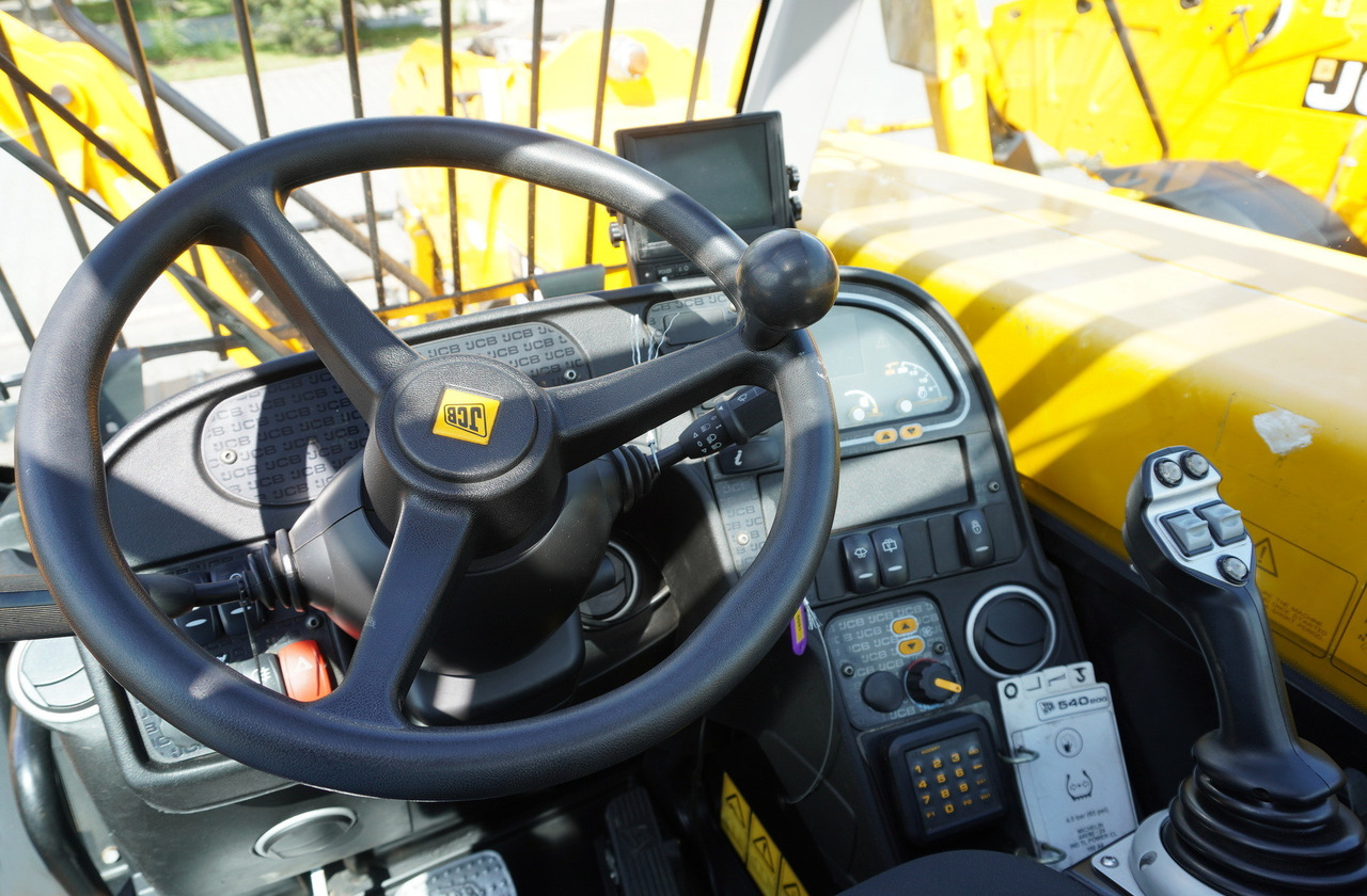 JCB 540-200 Telescopic Loader / 20 m reach / joystick / 2 units - Τηλεσκοπικός μπροστινός φορτωτής: φωτογραφία 4 JCB 540-200 Telescopic Loader / 20 m reach / joystick / 2 units - Τηλεσκοπικός μπροστινός φορτωτής: φωτογραφία 4