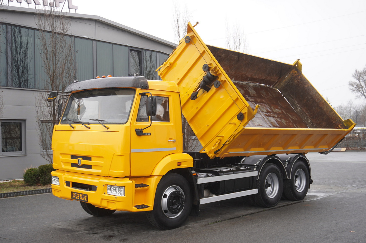 KAMAZ T2530 E5 6×4 / 3-sided tipper - Φορτηγό ανατρεπόμενο, Φορτηγό με γερανό: φωτογραφία 2 KAMAZ T2530 E5 6×4 / 3-sided tipper - Φορτηγό ανατρεπόμενο, Φορτηγό με γερανό: φωτογραφία 2