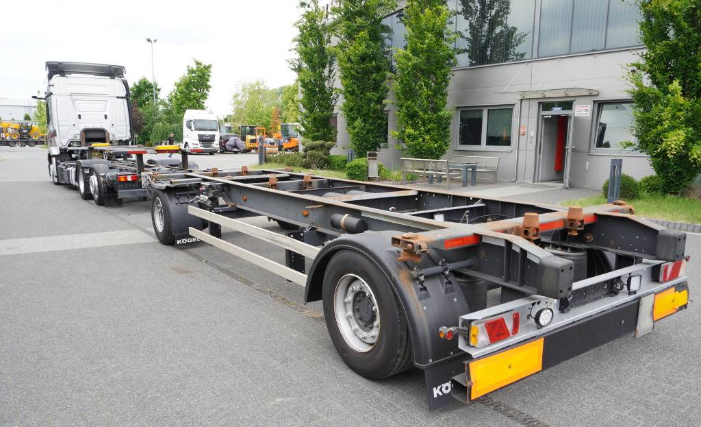KOGEL BDF Low Deck Mega trailer - Ρυμούλκα μεταφοράς εμπορευματοκιβωτίων/ Κινητό αμάξωμα: φωτογραφία 3 KOGEL BDF Low Deck Mega trailer - Ρυμούλκα μεταφοράς εμπορευματοκιβωτίων/ Κινητό αμάξωμα: φωτογραφία 3