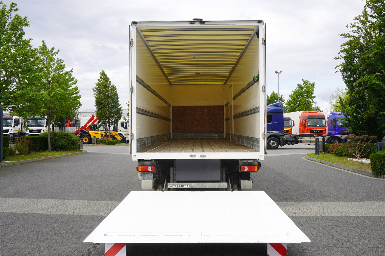 MAN TGM 18.320 / 21 EPAL box / 180 tho. km / Dhollandia 2500 kg / sleeping cab - Φορτηγό κόφα: φωτογραφία 4 MAN TGM 18.320 / 21 EPAL box / 180 tho. km / Dhollandia 2500 kg / sleeping cab - Φορτηγό κόφα: φωτογραφία 4