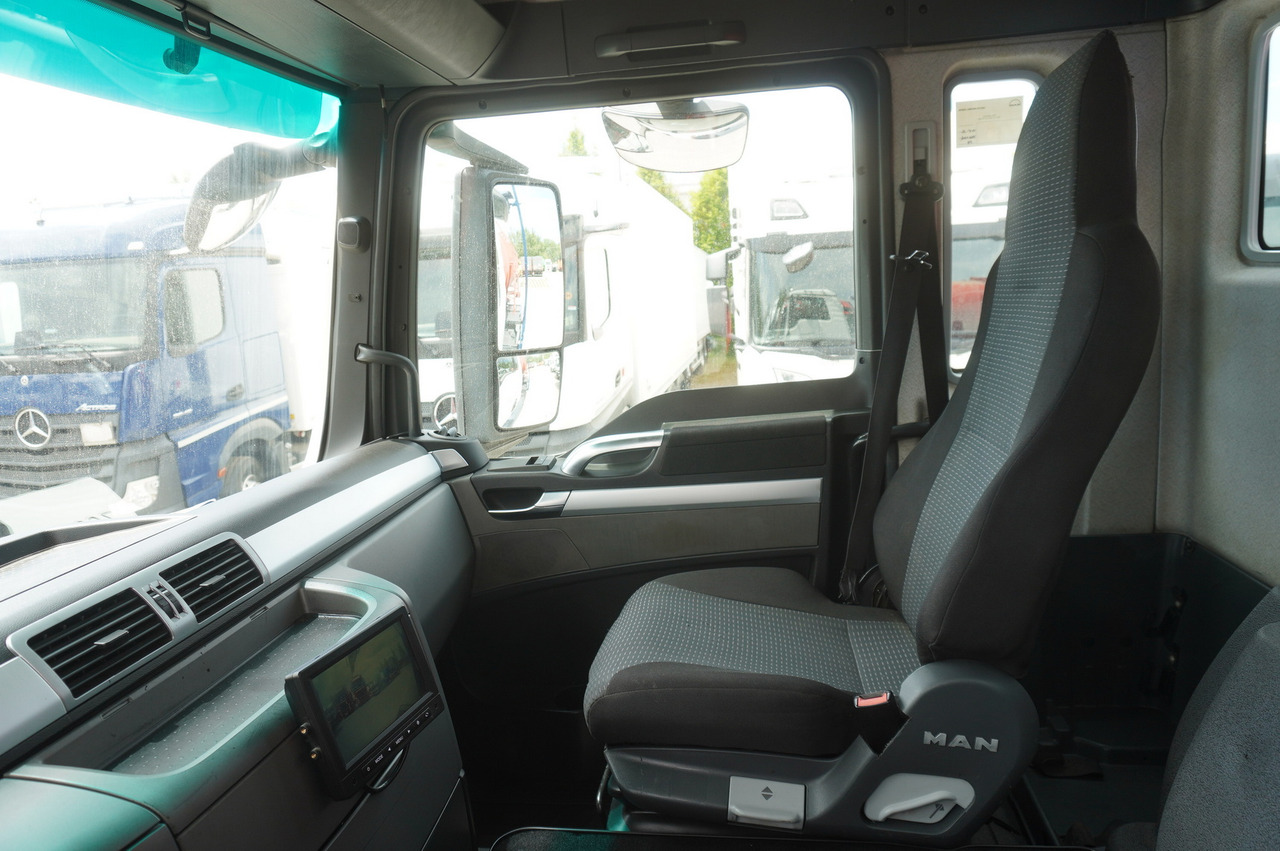 Leasing MAN TGS 35.400 8 × 4 E5 / HYVA HOOK LIFT 32.56 SE / Septic barrel 13000 L MAN TGS 35.400 8 × 4 E5 / HYVA HOOK LIFT 32.56 SE / Septic barrel 13000 L: φωτογραφία 21 Leasing MAN TGS 35.400 8 × 4 E5 / HYVA HOOK LIFT 32.56 SE / Septic barrel 13000 L MAN TGS 35.400 8 × 4 E5 / HYVA HOOK LIFT 32.56 SE / Septic barrel 13000 L: φωτογραφία 21