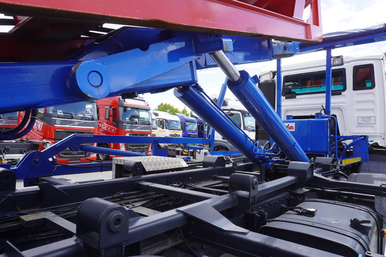 Leasing MAN TGS 35.400 8 × 4 E5 / HYVA HOOK LIFT 32.56 SE / Septic barrel 13000 L MAN TGS 35.400 8 × 4 E5 / HYVA HOOK LIFT 32.56 SE / Septic barrel 13000 L: φωτογραφία 12 Leasing MAN TGS 35.400 8 × 4 E5 / HYVA HOOK LIFT 32.56 SE / Septic barrel 13000 L MAN TGS 35.400 8 × 4 E5 / HYVA HOOK LIFT 32.56 SE / Septic barrel 13000 L: φωτογραφία 12