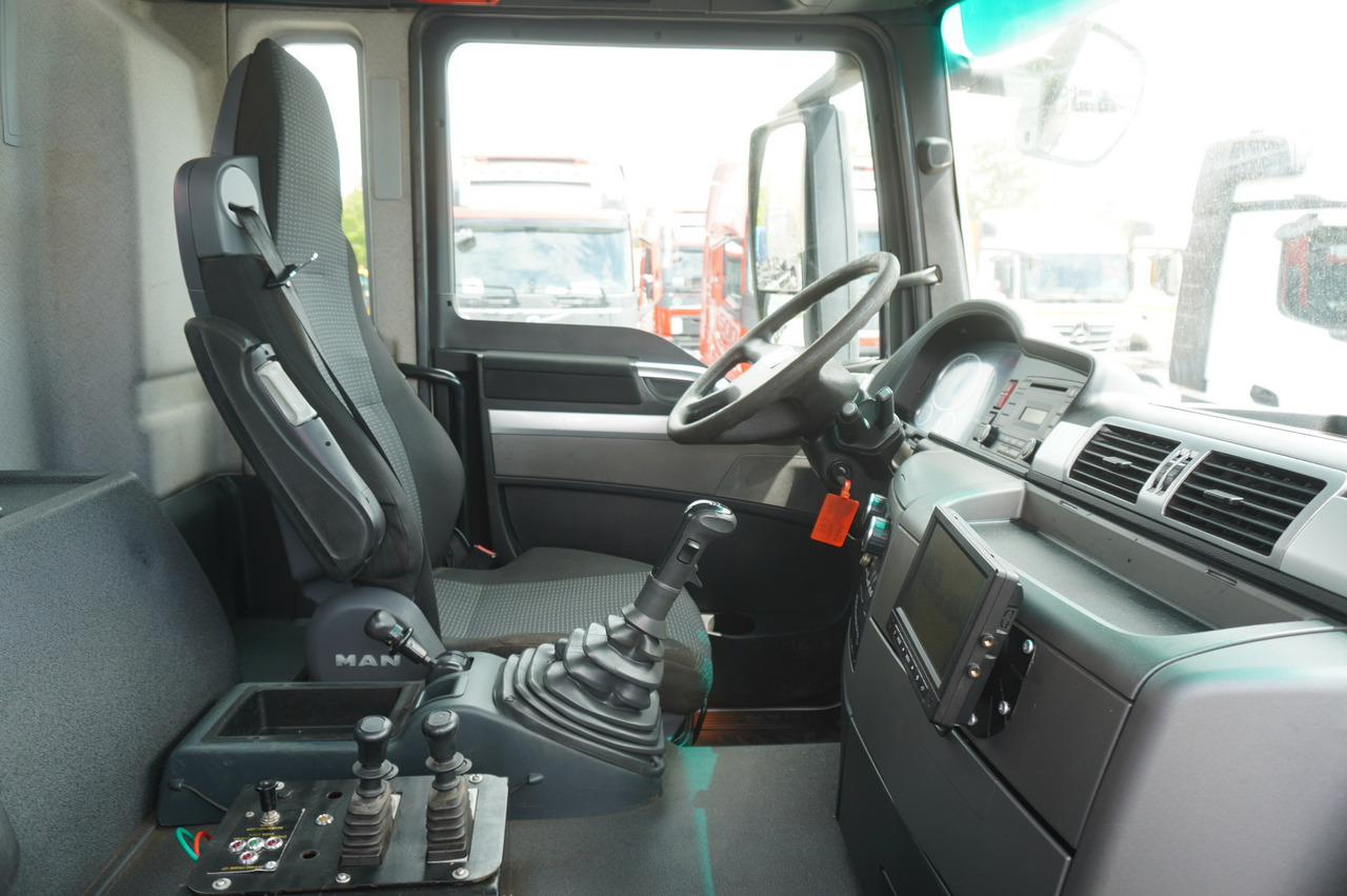 Leasing MAN TGS 35.400 8 × 4 E5 / HYVA HOOK LIFT 32.56 SE / Septic barrel 13000 L MAN TGS 35.400 8 × 4 E5 / HYVA HOOK LIFT 32.56 SE / Septic barrel 13000 L: φωτογραφία 28 Leasing MAN TGS 35.400 8 × 4 E5 / HYVA HOOK LIFT 32.56 SE / Septic barrel 13000 L MAN TGS 35.400 8 × 4 E5 / HYVA HOOK LIFT 32.56 SE / Septic barrel 13000 L: φωτογραφία 28