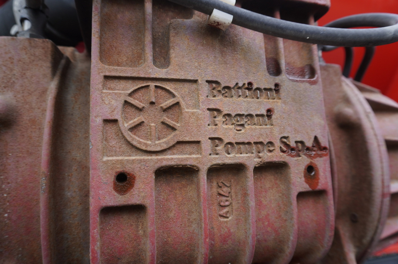 Leasing MAN TGS 35.400 8 × 4 E5 / HYVA HOOK LIFT 32.56 SE / Septic barrel 13000 L MAN TGS 35.400 8 × 4 E5 / HYVA HOOK LIFT 32.56 SE / Septic barrel 13000 L: φωτογραφία 16 Leasing MAN TGS 35.400 8 × 4 E5 / HYVA HOOK LIFT 32.56 SE / Septic barrel 13000 L MAN TGS 35.400 8 × 4 E5 / HYVA HOOK LIFT 32.56 SE / Septic barrel 13000 L: φωτογραφία 16