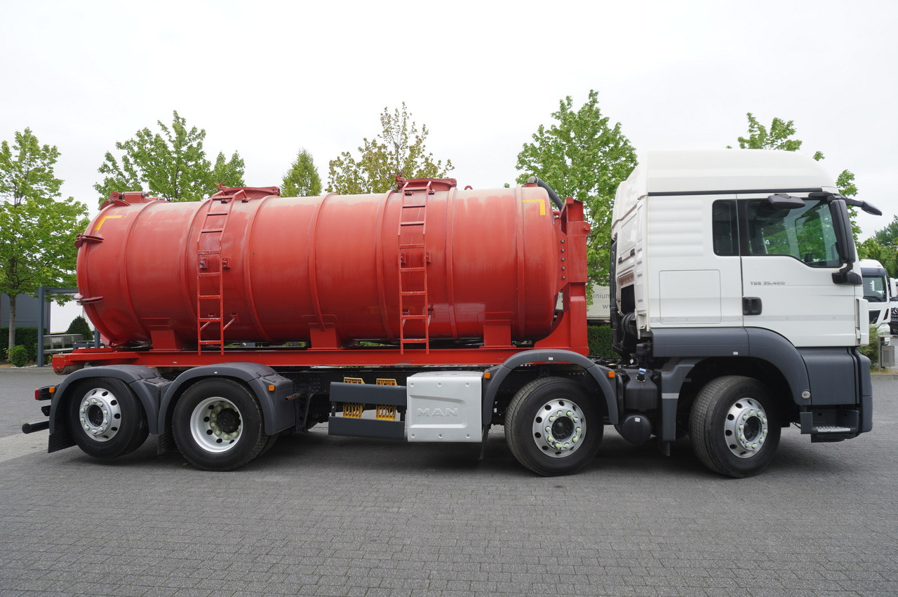 MAN TGS 35.420 8×2 / NEW septic barrel 13000 L / 3 steered axles - Κοπροδιανομέας υγρής κοπριάς: φωτογραφία 5 MAN TGS 35.420 8×2 / NEW septic barrel 13000 L / 3 steered axles - Κοπροδιανομέας υγρής κοπριάς: φωτογραφία 5