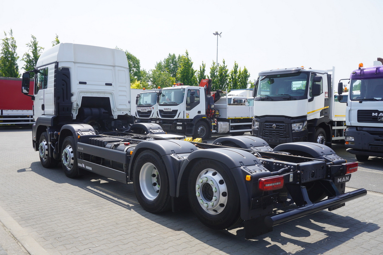 MAN TGS 35.420 8x2 / Chassis 6.4 m / 3 steered axles - Φορτηγό σασί: φωτογραφία 4 MAN TGS 35.420 8x2 / Chassis 6.4 m / 3 steered axles - Φορτηγό σασί: φωτογραφία 4