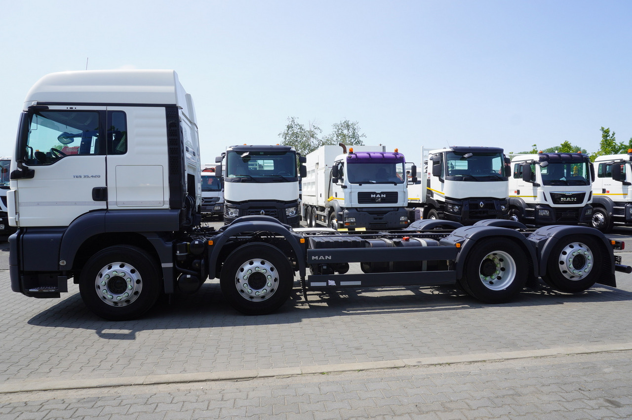 MAN TGS 35.420 8x2 / Chassis 6.4 m / 3 steered axles - Φορτηγό με γερανό: φωτογραφία 3 MAN TGS 35.420 8x2 / Chassis 6.4 m / 3 steered axles - Φορτηγό με γερανό: φωτογραφία 3