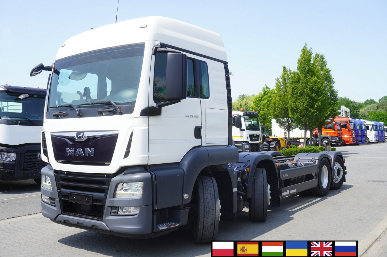 MAN TGS 35.420 8x2 / Chassis 6.4 m / 3 steered axles - Φορτηγό με γερανό: φωτογραφία 1 MAN TGS 35.420 8x2 / Chassis 6.4 m / 3 steered axles - Φορτηγό με γερανό: φωτογραφία 1