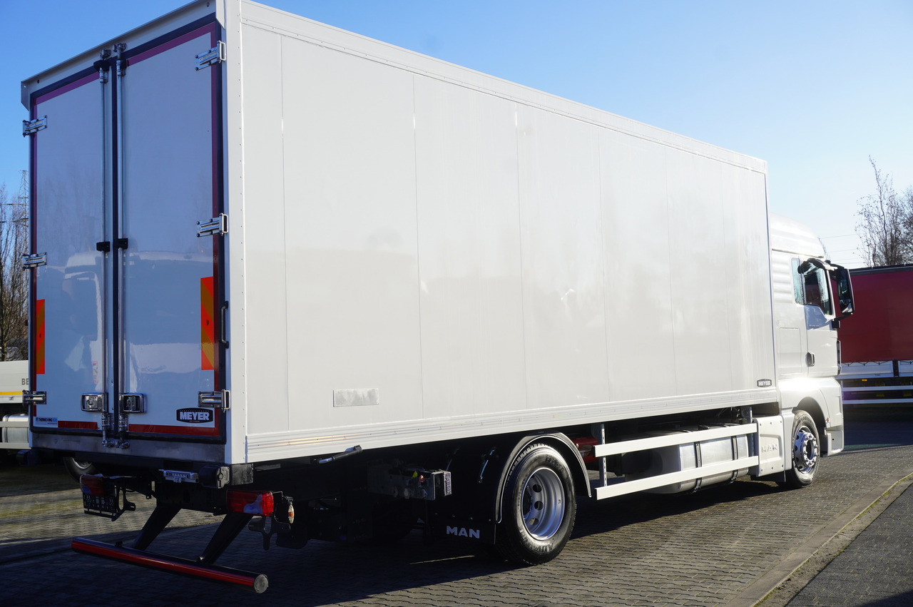 MAN TGX 18.430 E6 / Meyer 19 EPAL refrigerator / Sleeper cab - Φορτηγό ψυγείο: φωτογραφία 3 MAN TGX 18.430 E6 / Meyer 19 EPAL refrigerator / Sleeper cab - Φορτηγό ψυγείο: φωτογραφία 3