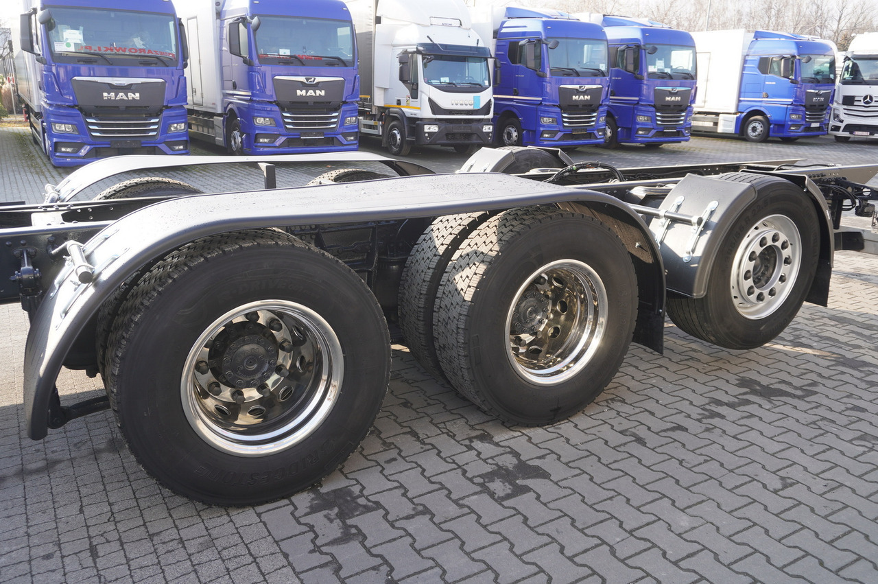 Φορτηγό σασί MAN TGX 35.580 E6 8x4/4 - 8.8m chassis frame: φωτογραφία 11