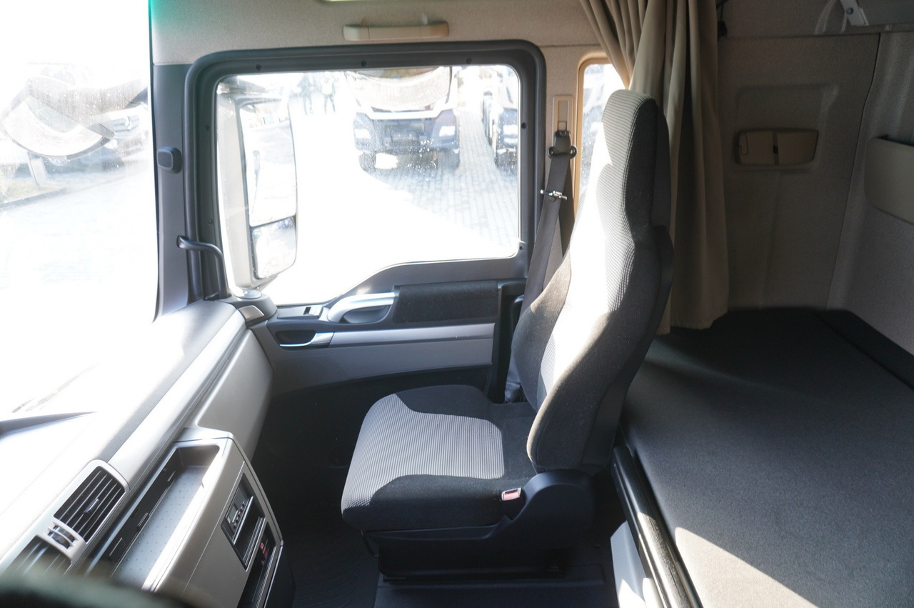 Φορτηγό σασί MAN TGX 35.580 E6 8x4/4 - 8.8m chassis frame: φωτογραφία 27