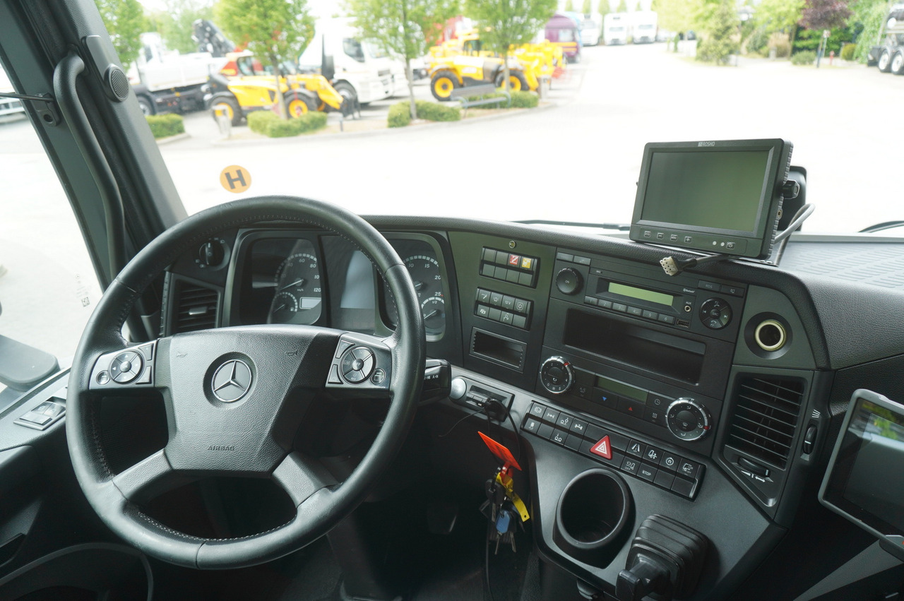 Leasing MERCEDES-BENZ 2543 / NEW Lamberet refrigerator/ 160 tho. km / steered 3rd axle MERCEDES-BENZ 2543 / NEW Lamberet refrigerator/ 160 tho. km / steered 3rd axle: φωτογραφία 32