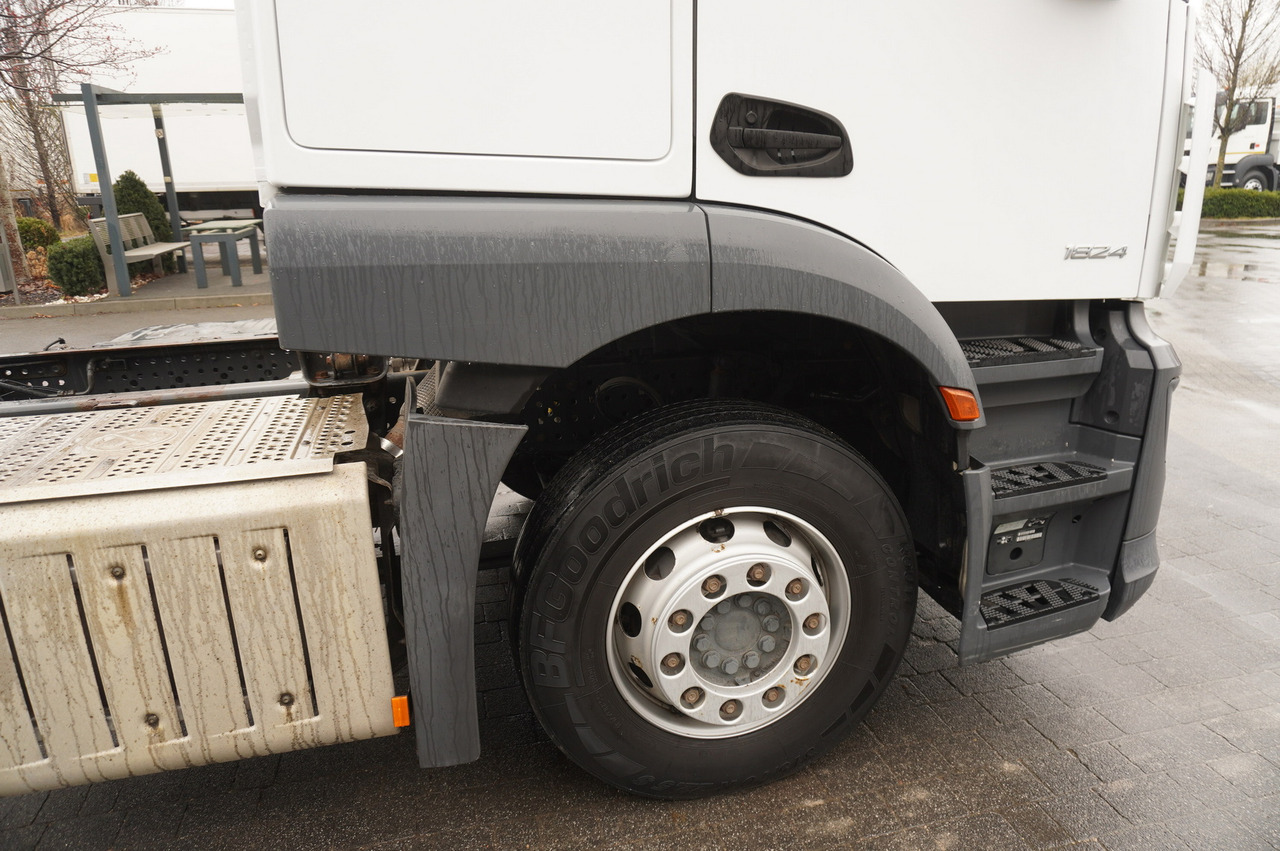 Φορτηγό σασί MERCEDES-BENZ Actros 1824 / 9.1 m chassis / sleeping cabin: φωτογραφία 13