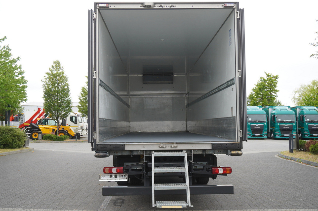 MERCEDES-BENZ Actros 1824 / Refrigerator 22 EPAL / Carrier Supra 950 / Sleeping cabin - Φορτηγό ψυγείο: φωτογραφία 3 MERCEDES-BENZ Actros 1824 / Refrigerator 22 EPAL / Carrier Supra 950 / Sleeping cabin - Φορτηγό ψυγείο: φωτογραφία 3