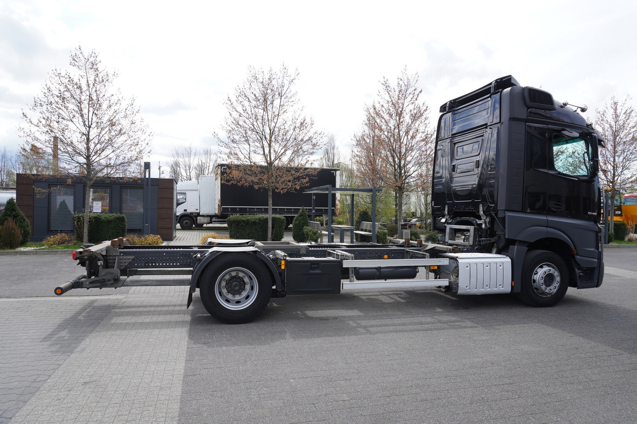 MERCEDES-BENZ Actros 1840 E6 4x2 / Lounge chair BDF - Φορτηγό σασί: φωτογραφία 3 MERCEDES-BENZ Actros 1840 E6 4x2 / Lounge chair BDF - Φορτηγό σασί: φωτογραφία 3