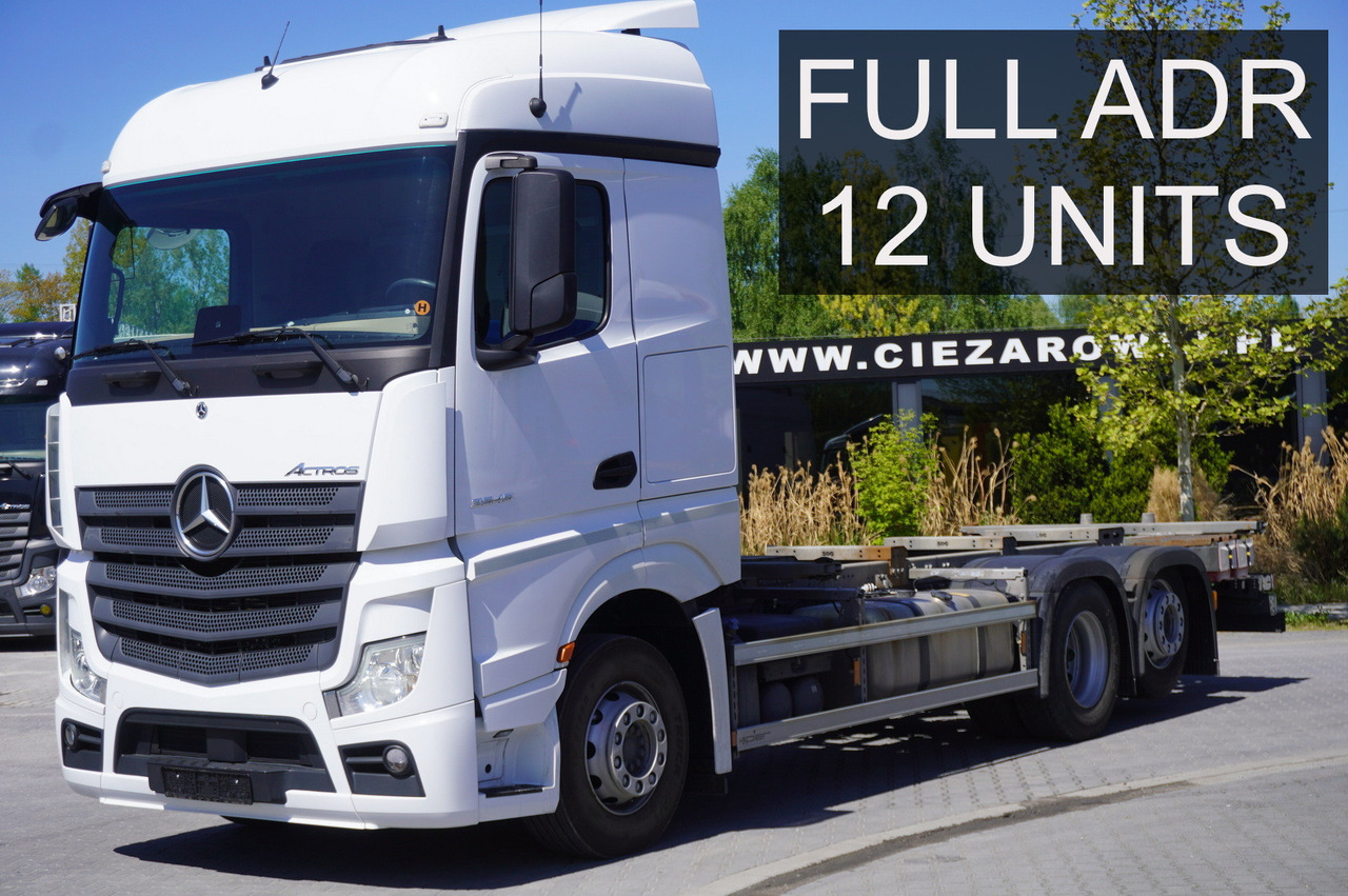 MERCEDES-BENZ Actros 2545 6×2 MP5 / FULL ADR / 12 units - Φορτηγό μεταφοράς εμπορευματοκιβωτίων/ Κινητό αμάξωμα: φωτογραφία 2 MERCEDES-BENZ Actros 2545 6×2 MP5 / FULL ADR / 12 units - Φορτηγό μεταφοράς εμπορευματοκιβωτίων/ Κινητό αμάξωμα: φωτογραφία 2