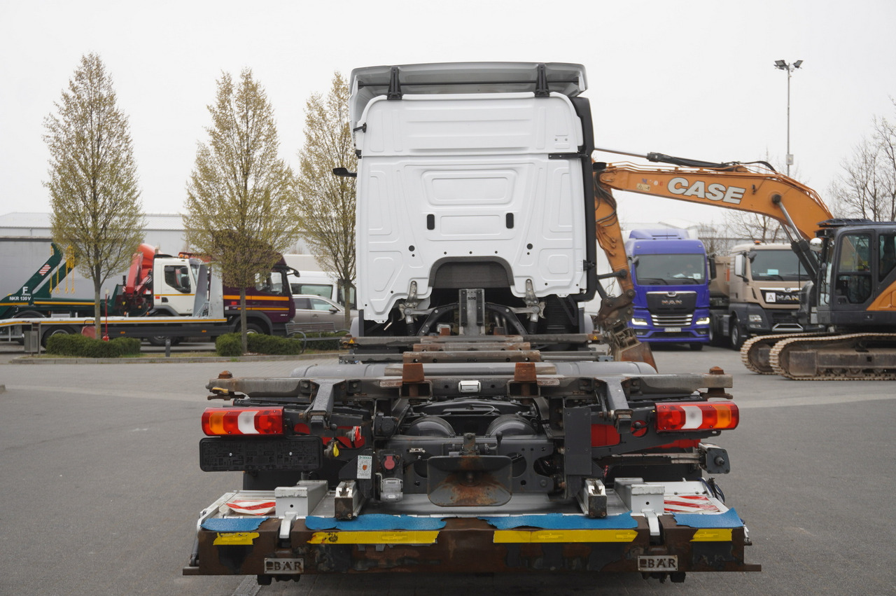 MERCEDES-BENZ Actros 2545 6×2 MP5 / FULL ADR / several units - Φορτηγό μεταφοράς εμπορευματοκιβωτίων/ Κινητό αμάξωμα: φωτογραφία 4 MERCEDES-BENZ Actros 2545 6×2 MP5 / FULL ADR / several units - Φορτηγό μεταφοράς εμπορευματοκιβωτίων/ Κινητό αμάξωμα: φωτογραφία 4