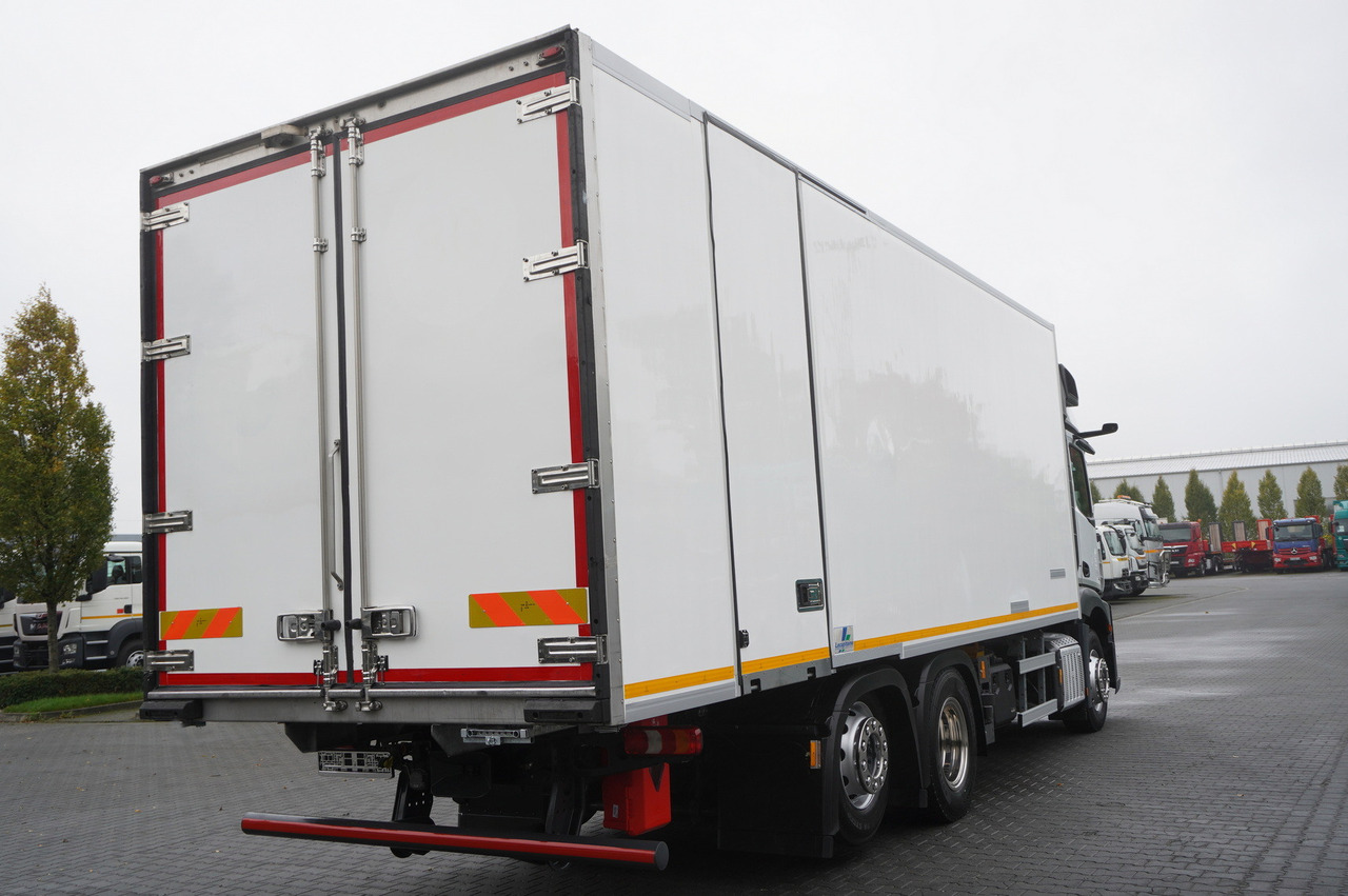 MERCEDES-BENZ Actros 2545 MP5 / Lecapitaine 18 EPAL refrigerator / Bitemperature / Carrier Supra 850 MT / ADR AT - Φορτηγό ψυγείο: φωτογραφία 5 MERCEDES-BENZ Actros 2545 MP5 / Lecapitaine 18 EPAL refrigerator / Bitemperature / Carrier Supra 850 MT / ADR AT - Φορτηγό ψυγείο: φωτογραφία 5