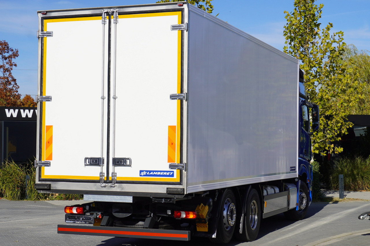MERCEDES-BENZ Actros 2548 E6 / GIGA / Cab Lounge chair / Lamberet Refrigerator / Carrier Supra 950 - Φορτηγό ψυγείο: φωτογραφία 3 MERCEDES-BENZ Actros 2548 E6 / GIGA / Cab Lounge chair / Lamberet Refrigerator / Carrier Supra 950 - Φορτηγό ψυγείο: φωτογραφία 3