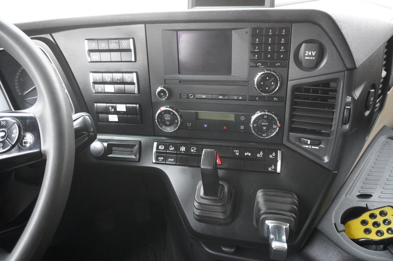 Φορτηγό ανατρεπόμενο MERCEDES-BENZ Actros 3563 8x4 / Tipper for grain 20 t load capacity: φωτογραφία 28 Φορτηγό ανατρεπόμενο MERCEDES-BENZ Actros 3563 8x4 / Tipper for grain 20 t load capacity: φωτογραφία 28