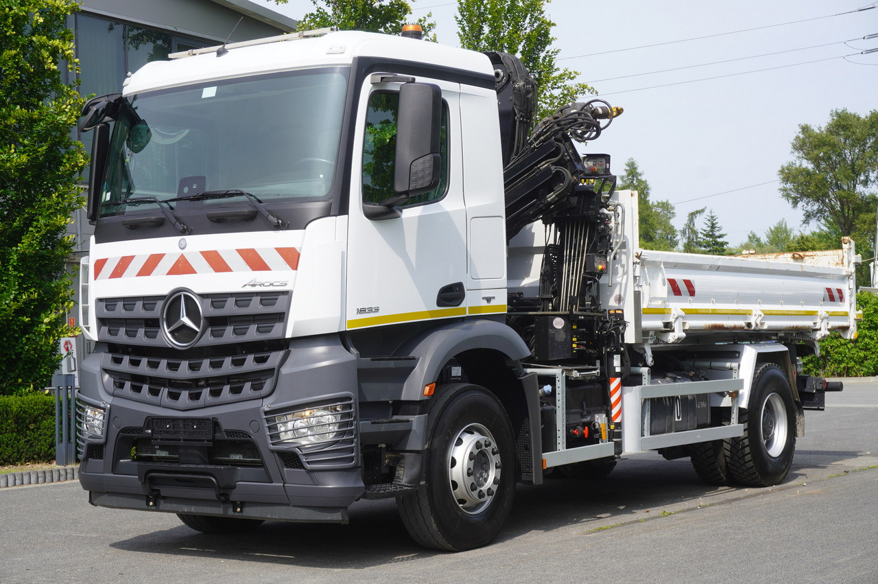 MERCEDES-BENZ Arocs 1833 / 87,000 km!!! / Hds HIAB X-DUO 128 B-2 / three-sided tipper - Φορτηγό με ανοιχτή καρότσα, Φορτηγό με γερανό: φωτογραφία 3 MERCEDES-BENZ Arocs 1833 / 87,000 km!!! / Hds HIAB X-DUO 128 B-2 / three-sided tipper - Φορτηγό με ανοιχτή καρότσα, Φορτηγό με γερανό: φωτογραφία 3
