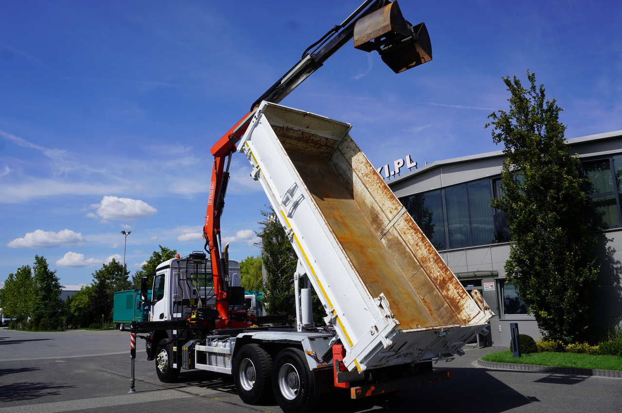 MERCEDES-BENZ Arocs 2636 / 6x4 / HDS Fassi / 3-Way Tipper / Bortmatic - Φορτηγό ανατρεπόμενο, Φορτηγό με γερανό: φωτογραφία 5 MERCEDES-BENZ Arocs 2636 / 6x4 / HDS Fassi / 3-Way Tipper / Bortmatic - Φορτηγό ανατρεπόμενο, Φορτηγό με γερανό: φωτογραφία 5