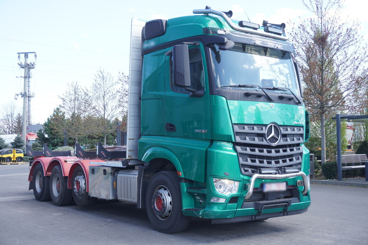 Leasing Mercedes-Benz Arocs 3563 8 × 4 / 630 HP / steered axle / Logging superstructure Mercedes-Benz Arocs 3563 8 × 4 / 630 HP / steered axle / Logging superstructure: φωτογραφία 9
