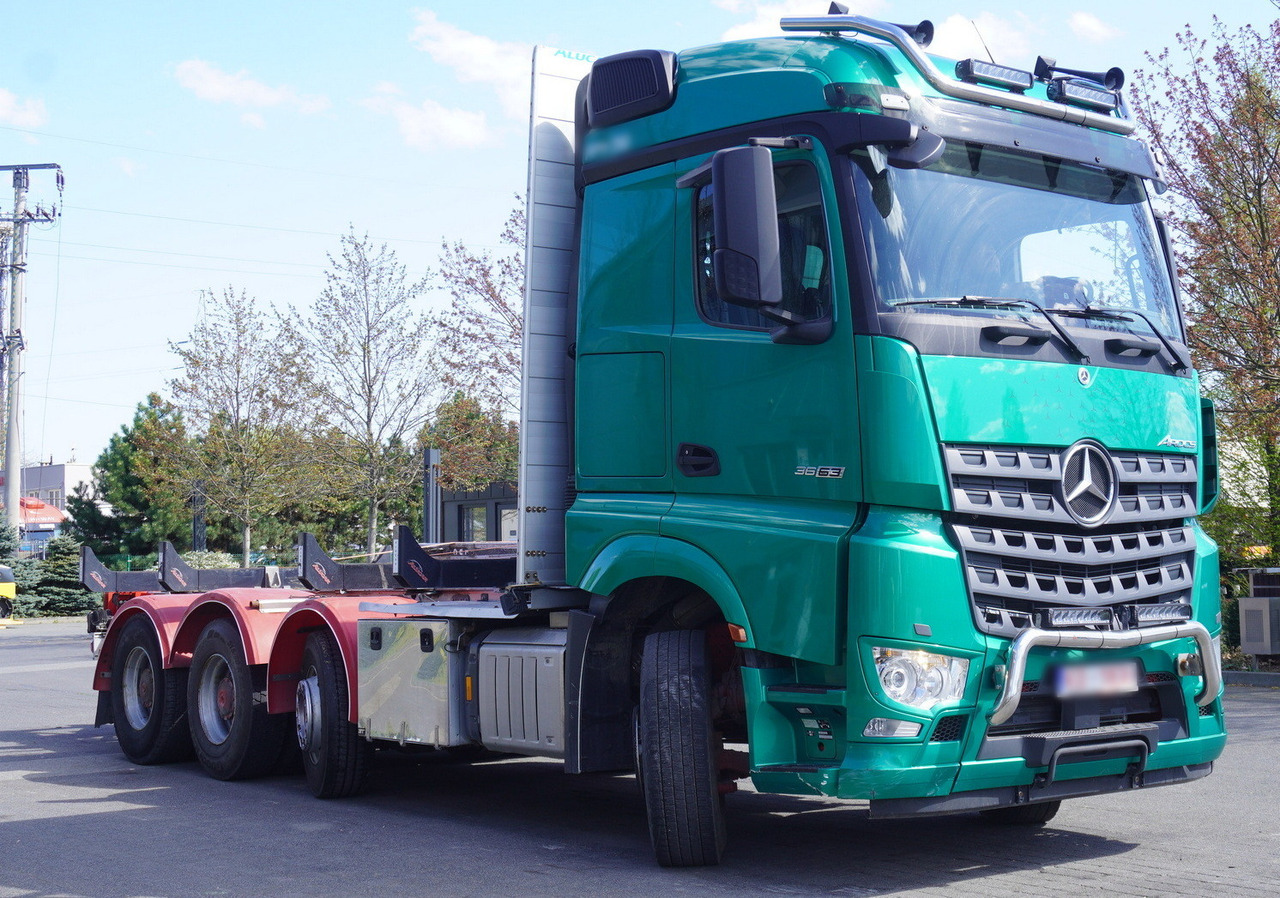 Mercedes-Benz Arocs 3563 8 × 4 / 630 HP / steered axle / Logging superstructure - Φορτηγό με γερανό: φωτογραφία 1 Mercedes-Benz Arocs 3563 8 × 4 / 630 HP / steered axle / Logging superstructure - Φορτηγό με γερανό: φωτογραφία 1