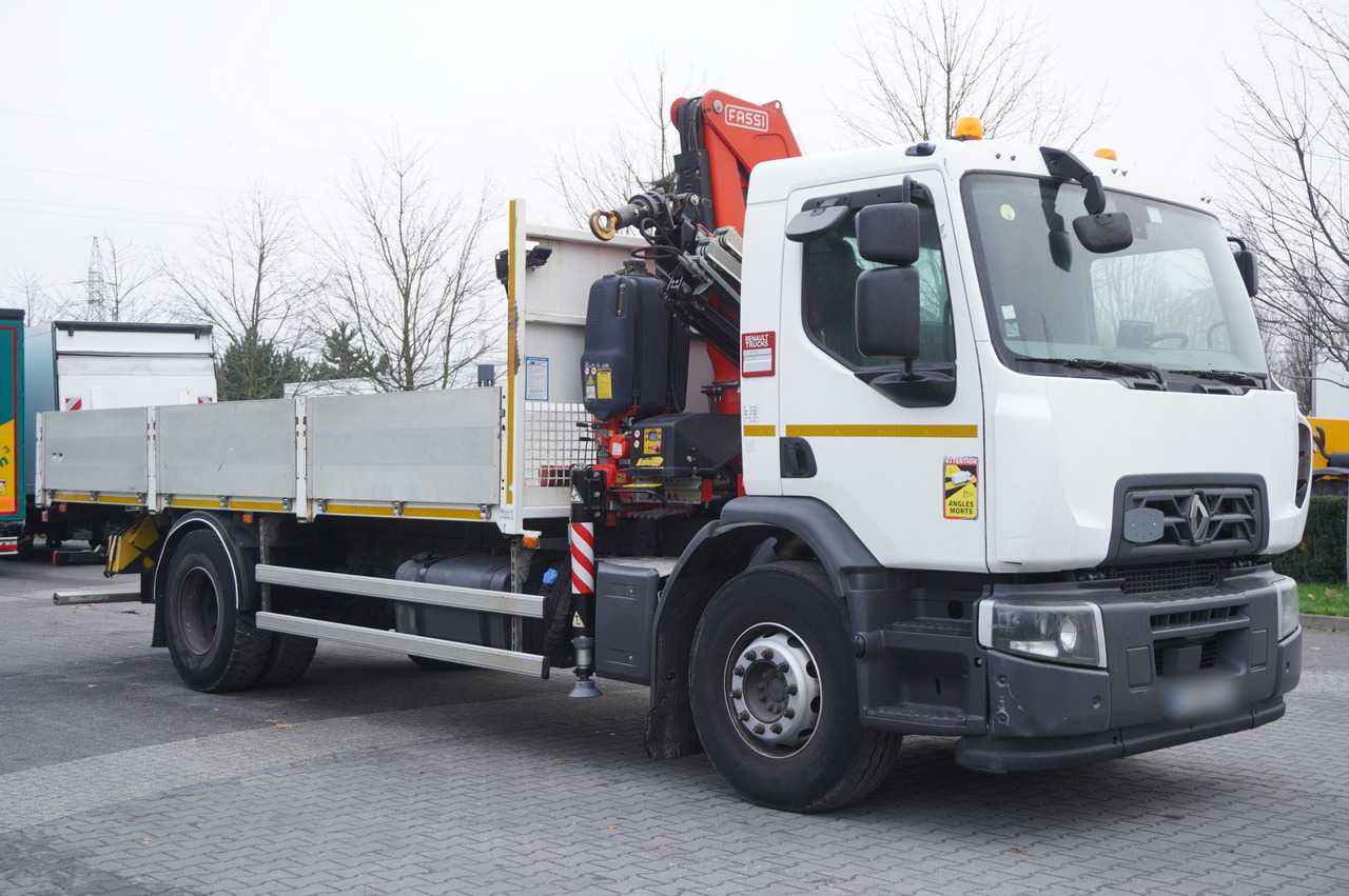 RENAULT C280 DTI 8 / FASSI crane 5.6 T / 560 MTH / range 8 m / Flatbed 15 EPAL - Φορτηγό με ανοιχτή καρότσα, Φορτηγό με γερανό: φωτογραφία 2 RENAULT C280 DTI 8 / FASSI crane 5.6 T / 560 MTH / range 8 m / Flatbed 15 EPAL - Φορτηγό με ανοιχτή καρότσα, Φορτηγό με γερανό: φωτογραφία 2