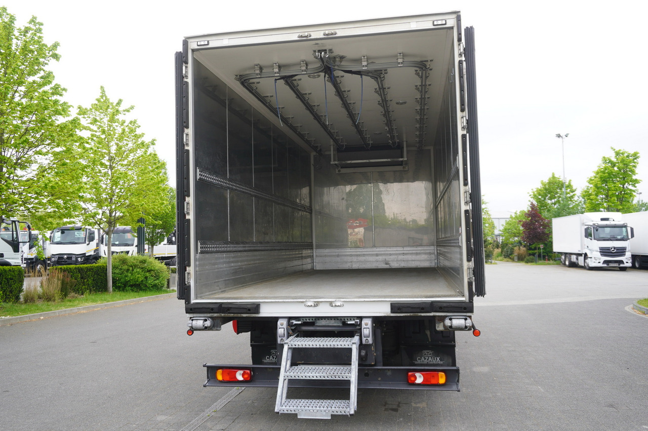 RENAULT D13 / 140 tho km !!! / Meat hook refrigerator / Thermoking T800R / 2 units - Φορτηγό ψυγείο: φωτογραφία 5 RENAULT D13 / 140 tho km !!! / Meat hook refrigerator / Thermoking T800R / 2 units - Φορτηγό ψυγείο: φωτογραφία 5