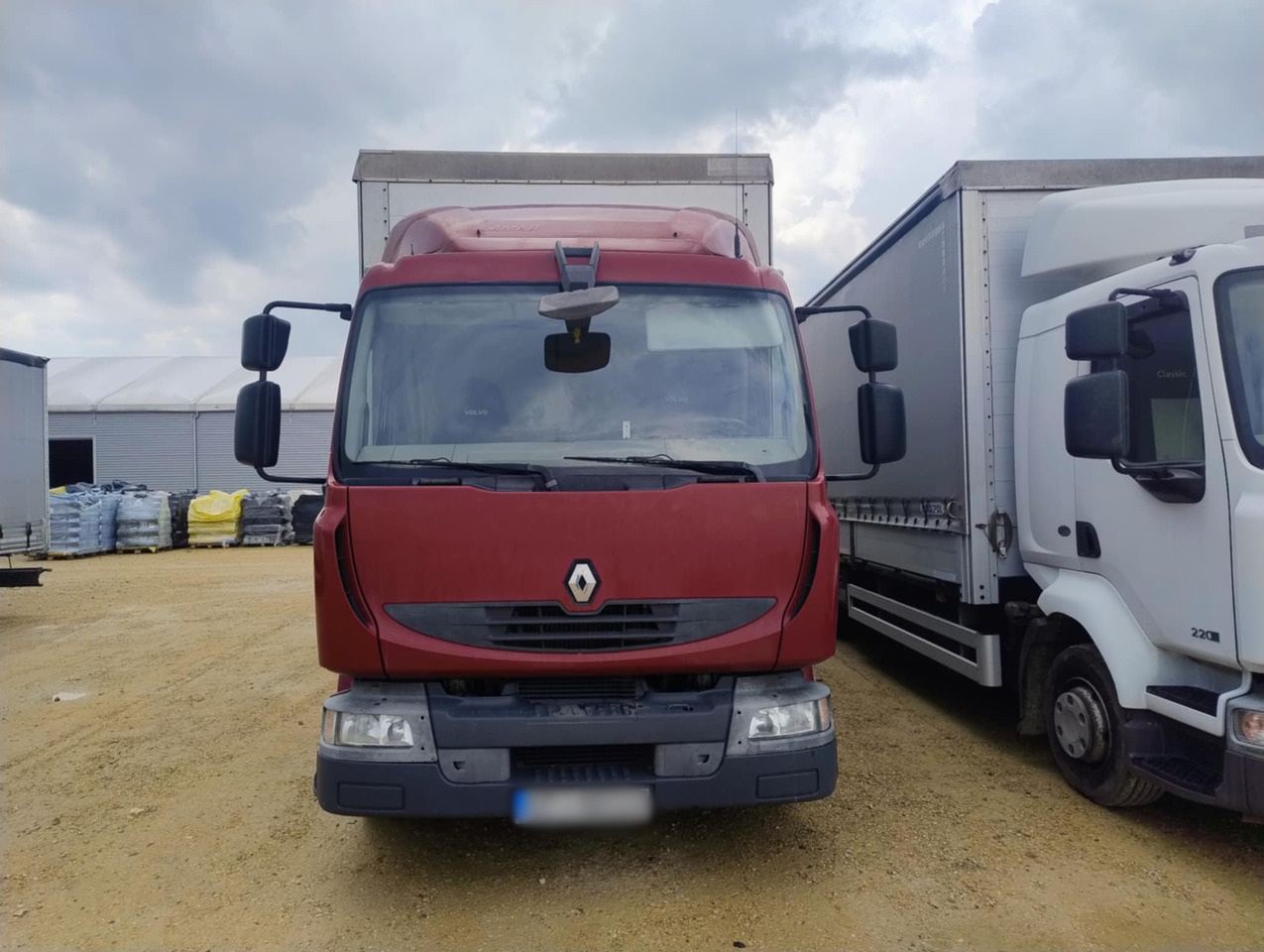 RENAULT Midlum 300 / Curtain 18 EPAL / Sleeping cab - Φορτηγό μουσαμάς: φωτογραφία 2 RENAULT Midlum 300 / Curtain 18 EPAL / Sleeping cab - Φορτηγό μουσαμάς: φωτογραφία 2