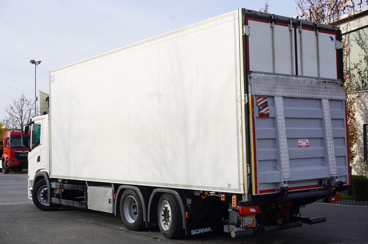 SCANIA G500 6x2 / Schmitz Refrigerator 19 EPAL Multitemperatura / Thermoking T1200R / Steering axle / 280 cm height - Φορτηγό ψυγείο: φωτογραφία 3 SCANIA G500 6x2 / Schmitz Refrigerator 19 EPAL Multitemperatura / Thermoking T1200R / Steering axle / 280 cm height - Φορτηγό ψυγείο: φωτογραφία 3