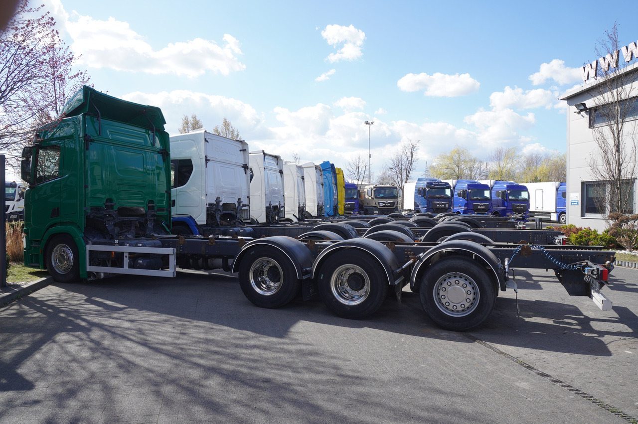 SCANIA R650 V8 / 650 HP/ frame 8.8 m / steered 4th axis / 20 units - Φορτηγό με γερανό: φωτογραφία 3 SCANIA R650 V8 / 650 HP/ frame 8.8 m / steered 4th axis / 20 units - Φορτηγό με γερανό: φωτογραφία 3