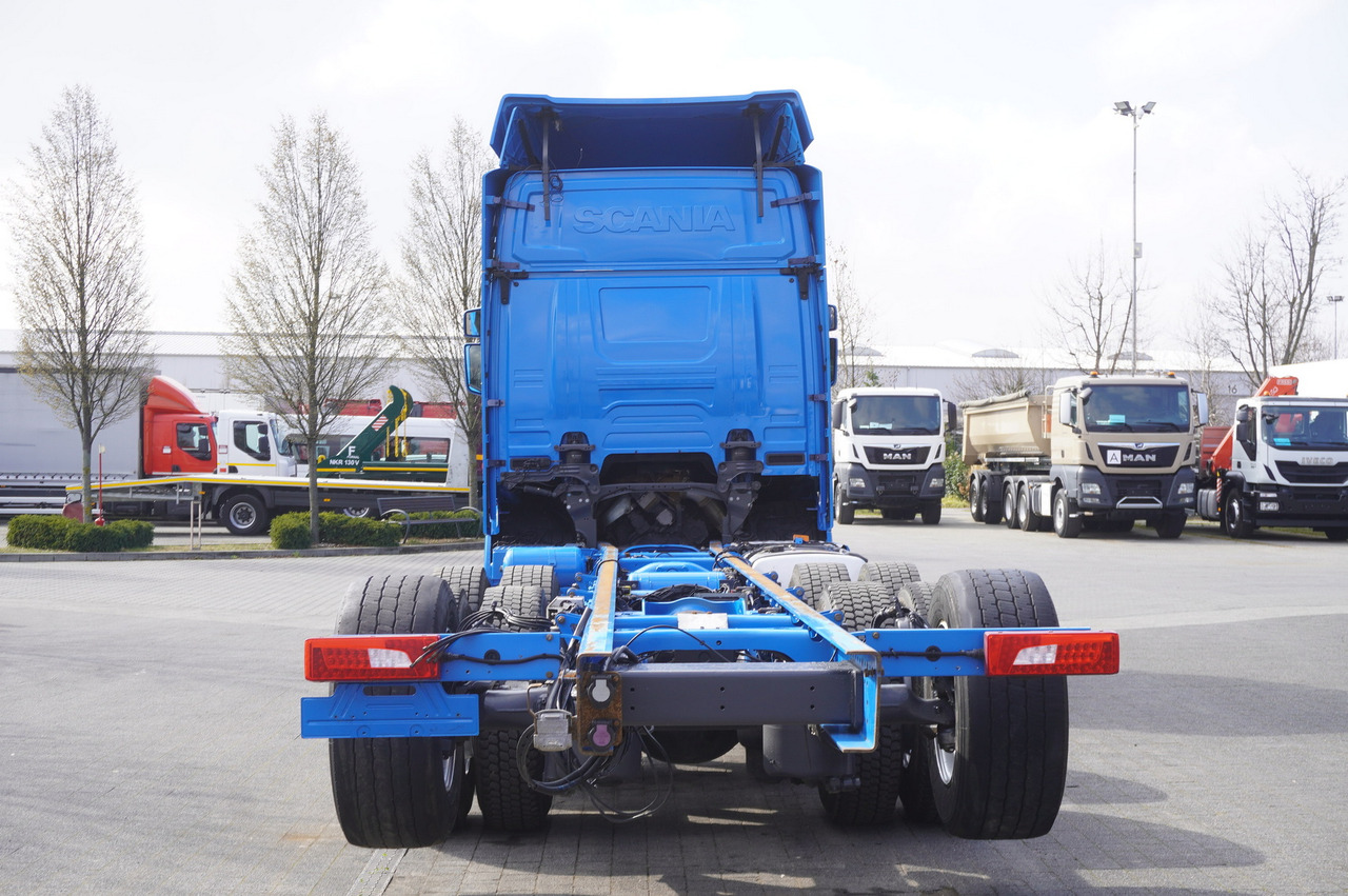 SCANIA R650 V8 / 650 HP/ frame 8.8 m / steered 4th axle - Φορτηγό σασί: φωτογραφία 3 SCANIA R650 V8 / 650 HP/ frame 8.8 m / steered 4th axle - Φορτηγό σασί: φωτογραφία 3