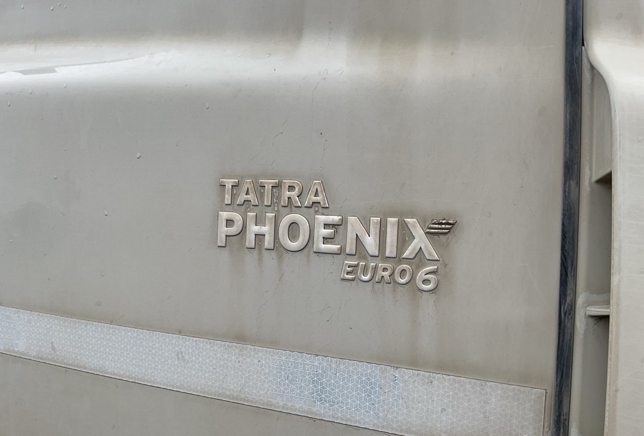 TATRA Phoenix 8x8 Twin-Steer Quad/A dump truck / 30 tho. km - Ανατρεπόμενο όχημα μεταφοράς λατομικών υλικών: φωτογραφία 5 TATRA Phoenix 8x8 Twin-Steer Quad/A dump truck / 30 tho. km - Ανατρεπόμενο όχημα μεταφοράς λατομικών υλικών: φωτογραφία 5