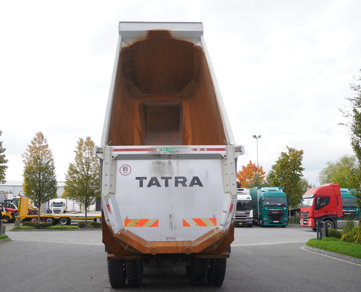 TATRA Phoenix 8x8 Twin-Steer Quad/A dump truck / 30 tho. km - Φορτηγό ανατρεπόμενο: φωτογραφία 5 TATRA Phoenix 8x8 Twin-Steer Quad/A dump truck / 30 tho. km - Φορτηγό ανατρεπόμενο: φωτογραφία 5