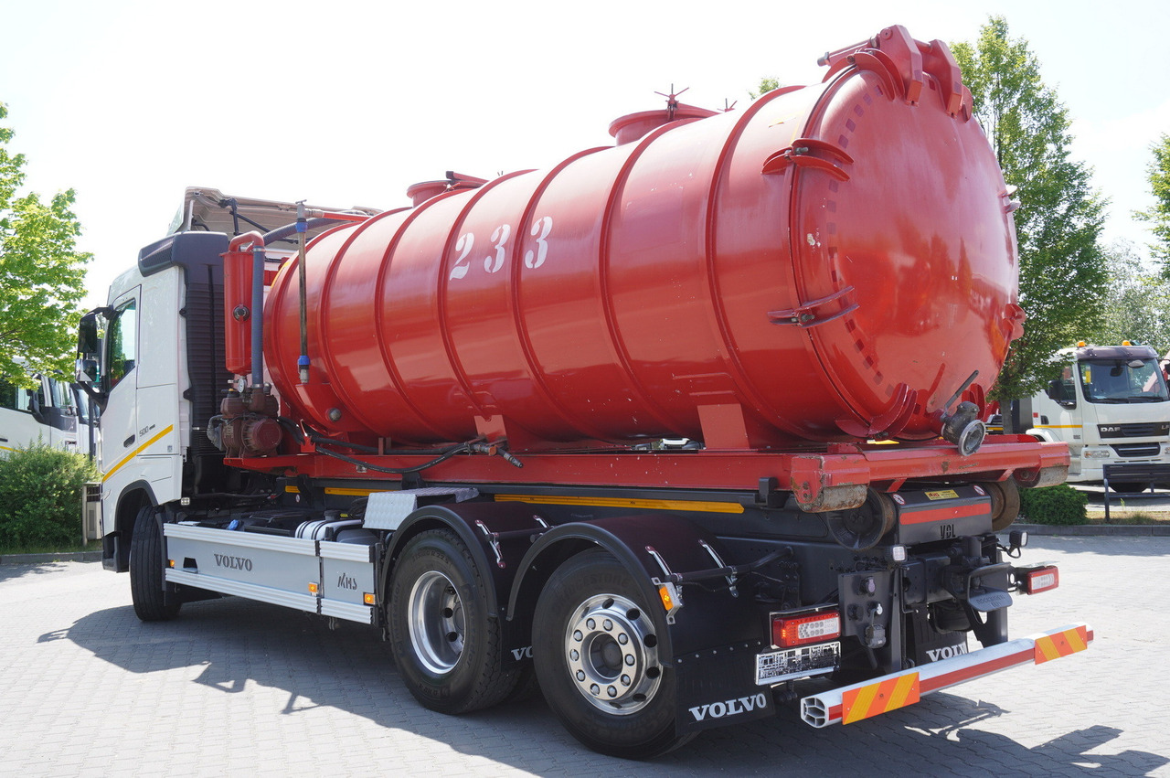 VOLVO Volvo FH 500 / Septic barrel 13000 l / Hook lift 21 t / 2022 / 3rd axle steered / 2 units - Κοπροδιανομέας υγρής κοπριάς: φωτογραφία 5 VOLVO Volvo FH 500 / Septic barrel 13000 l / Hook lift 21 t / 2022 / 3rd axle steered / 2 units - Κοπροδιανομέας υγρής κοπριάς: φωτογραφία 5