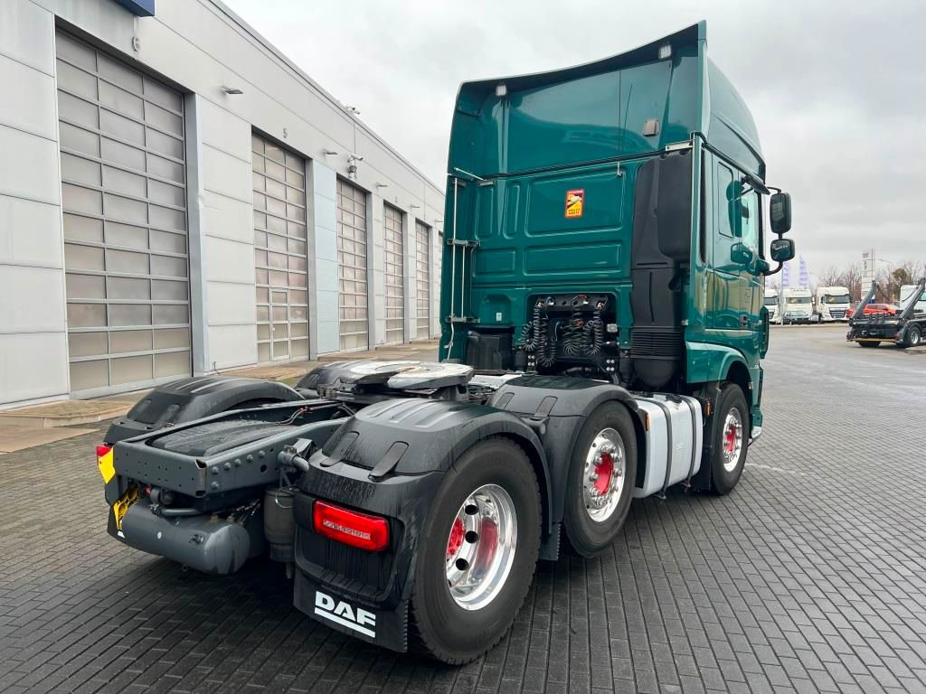 DAF XF 530 SSC FTG Liftlenkachse Retarder Standklima - Τράκτορας: φωτογραφία 4 DAF XF 530 SSC FTG Liftlenkachse Retarder Standklima - Τράκτορας: φωτογραφία 4
