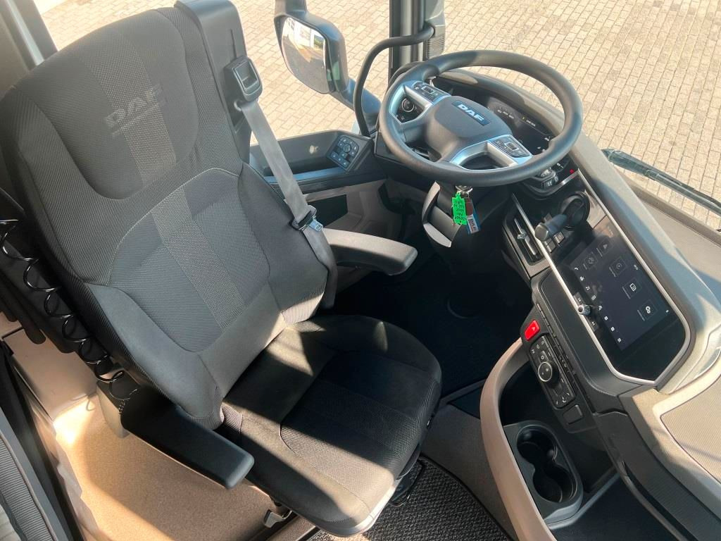 DAF XG 480 FT TraXon ZF-Intarder 2x Tank 1.195 Liter - Τράκτορας: φωτογραφία 5 DAF XG 480 FT TraXon ZF-Intarder 2x Tank 1.195 Liter - Τράκτορας: φωτογραφία 5