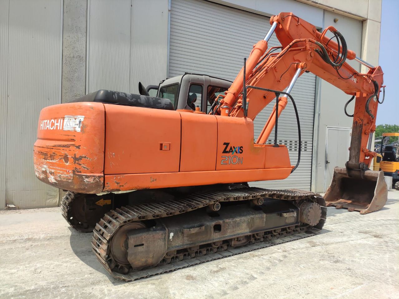 HITACHI ZX210N - Ερπυστριοφόρος εκσκαφέας: φωτογραφία 2 HITACHI ZX210N - Ερπυστριοφόρος εκσκαφέας: φωτογραφία 2