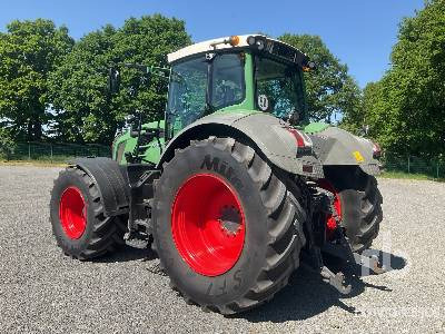 FENDT 828 VARIO SCR P Plus - Τρακτέρ: φωτογραφία 2 FENDT 828 VARIO SCR P Plus - Τρακτέρ: φωτογραφία 2