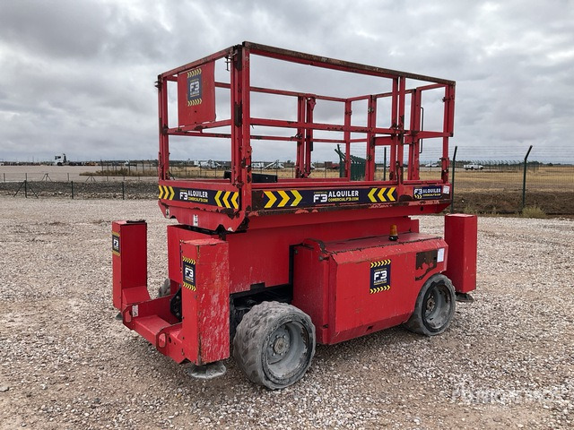 2011 Manitou 120SC 4x4 Diesel Scissor Lift - Ψαλιδωτό ανυψωτικό: φωτογραφία 2 2011 Manitou 120SC 4x4 Diesel Scissor Lift - Ψαλιδωτό ανυψωτικό: φωτογραφία 2