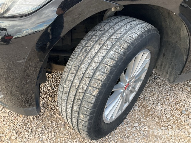 2016 Jaguar F Pace Automobile - SUV: φωτογραφία 4 2016 Jaguar F Pace Automobile - SUV: φωτογραφία 4