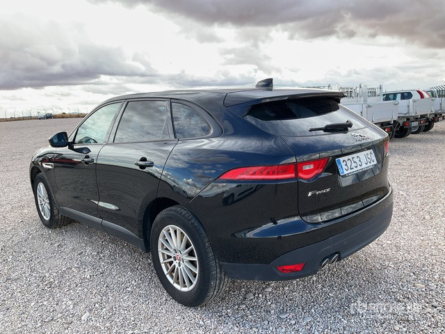 2016 Jaguar F Pace Automobile - SUV: φωτογραφία 2 2016 Jaguar F Pace Automobile - SUV: φωτογραφία 2