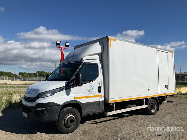2019 Iveco Daily 70C18 4x2 Van Truck - Φορτηγό κόφα: φωτογραφία 2 2019 Iveco Daily 70C18 4x2 Van Truck - Φορτηγό κόφα: φωτογραφία 2