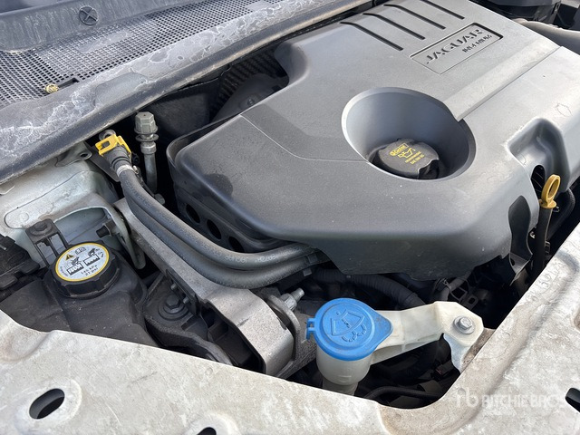 2019 Jaguar E Pace SUV - SUV: φωτογραφία 4 2019 Jaguar E Pace SUV - SUV: φωτογραφία 4