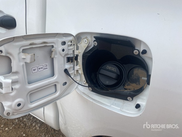 2019 Toyota Hilux 4x4 Pickup - Ημιφορτηγό: φωτογραφία 5 2019 Toyota Hilux 4x4 Pickup - Ημιφορτηγό: φωτογραφία 5