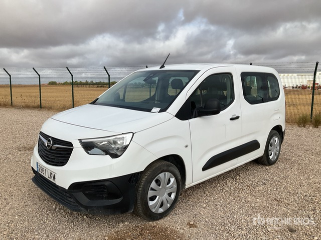 2020 Opel Combo Passenger Van - Μικρό λεωφορείο, Επιβατικό βαν: φωτογραφία 1 2020 Opel Combo Passenger Van - Μικρό λεωφορείο, Επιβατικό βαν: φωτογραφία 1