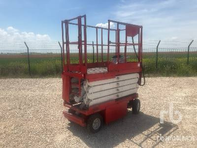 HUNTERLIFT 2135 Electric (Inoperable) - Ψαλιδωτό ανυψωτικό: φωτογραφία 1 HUNTERLIFT 2135 Electric (Inoperable) - Ψαλιδωτό ανυψωτικό: φωτογραφία 1